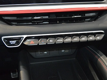 Geely Coolray, 2024г, передний привод, робот