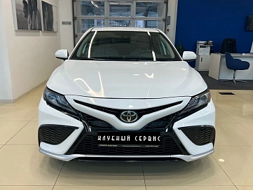 Toyota Camry, 2020г, передний привод, автомат