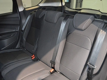 Ford Kuga, 2017г, передний привод, автомат