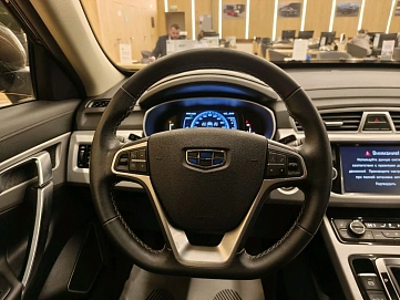 Geely Atlas, 2019г, передний привод, автомат