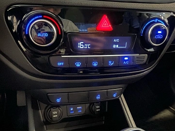 Hyundai Solaris, 2017г, передний привод, автомат
