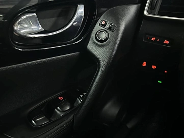 Nissan Qashqai, 2014г, передний привод, вариатор