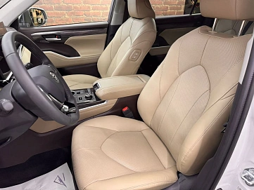 Toyota Highlander, 2025г, полный привод, автомат