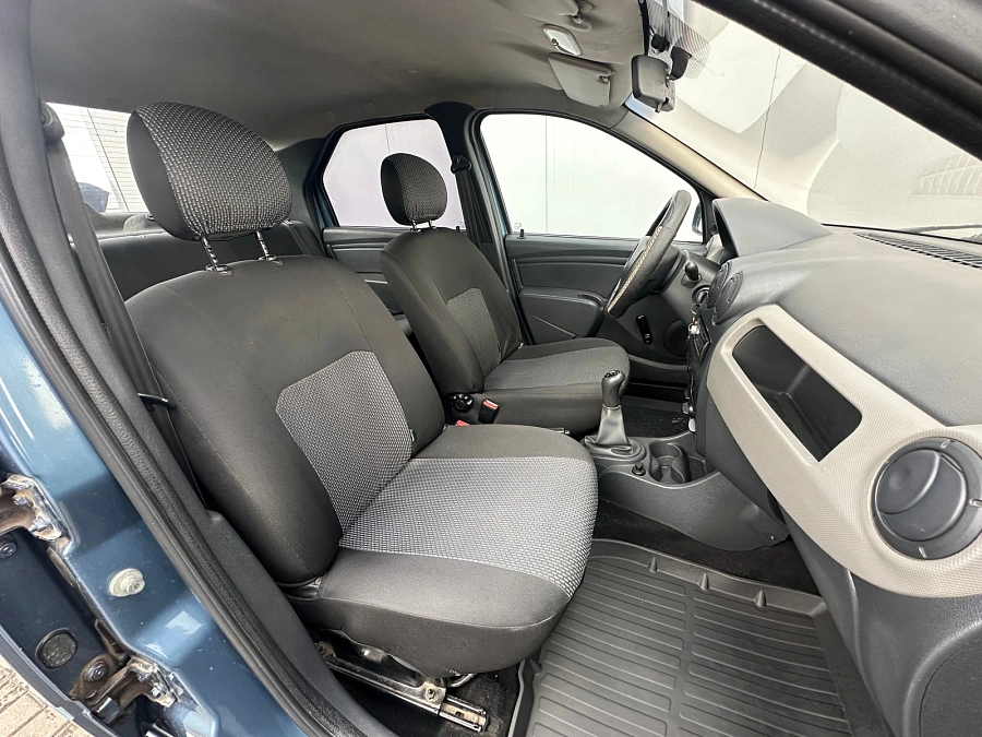 Renault Logan, 2013г., передний привод, механика