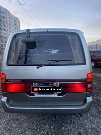 Toyota HiAce, 2004г, задний привод, механика