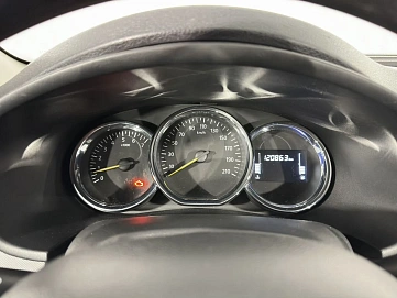 Renault Logan, 2019г, передний привод, механика