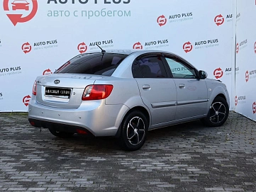 Kia Rio, 2010г, передний привод, механика