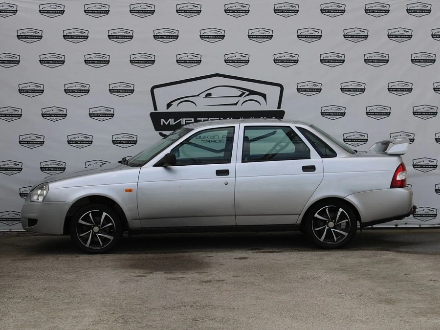 Lada (ВАЗ) Priora, 2010г., передний привод, механика