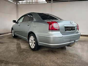 Toyota Avensis, 2007г, передний привод, автомат