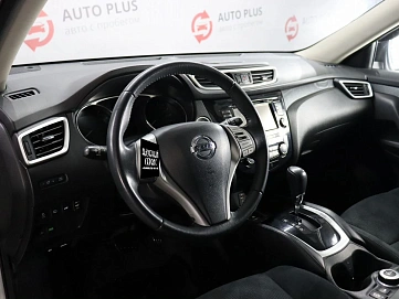 Nissan X-Trail, 2015г, передний привод, вариатор