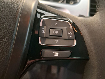 Volkswagen Touareg, 2010г, передний привод, автомат
