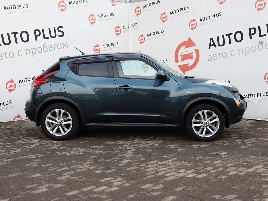 Nissan Juke, 2011г., полный привод, вариатор