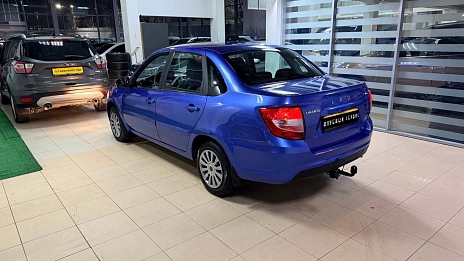 Lada (ВАЗ) Granta, 2021г, передний привод, механика