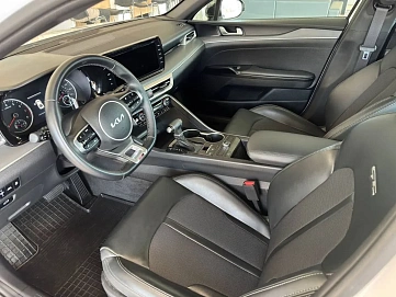 Kia K5, 2021г, передний привод, автомат