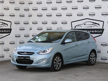 Hyundai Solaris, 2013г, передний привод, автомат