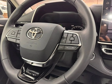Toyota Highlander, 2025г, полный привод, автомат