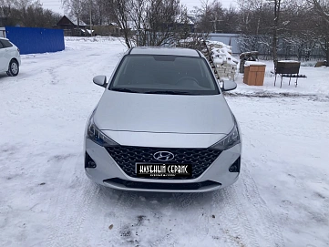 Hyundai Solaris, 2021г, передний привод, автомат