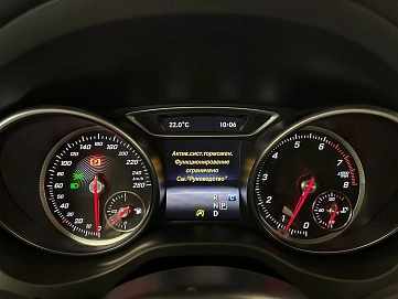 Mercedes-Benz , 2016г., передний привод, автомат