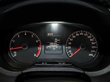 Volkswagen Polo, 2018г, передний привод, механика