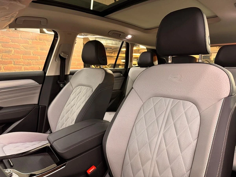 Volkswagen Tavendor, 2025г., полный привод, робот