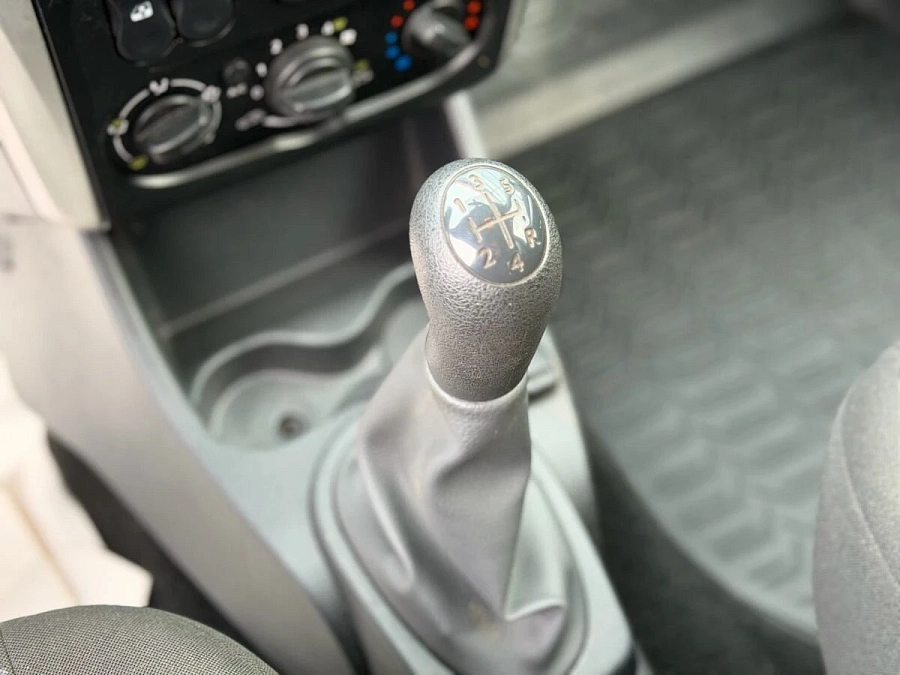 Nissan Almera, 2016г., передний привод, механика