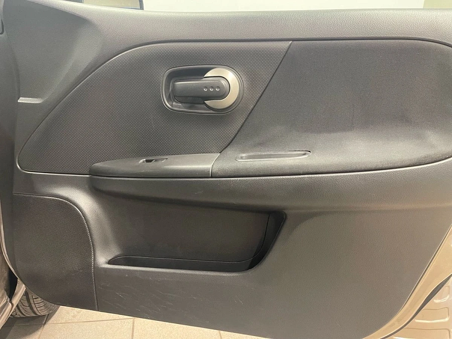 Nissan Note, 2007г., передний привод, механика