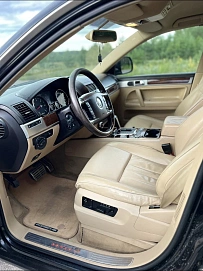 Volkswagen Touareg, 2008г, полный привод, автомат