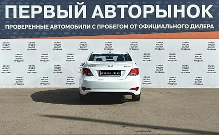 Hyundai Solaris, 2015г, передний привод, автомат