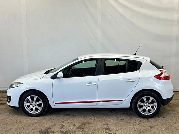 Renault Megane, 2013г, передний привод, механика