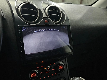 Nissan Qashqai, 2013г, передний привод, вариатор