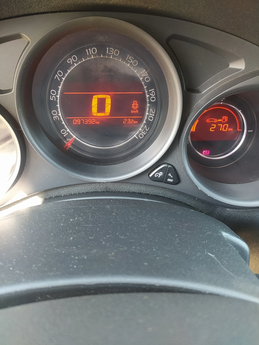 Citroen C4, 2011г., передний привод, механика