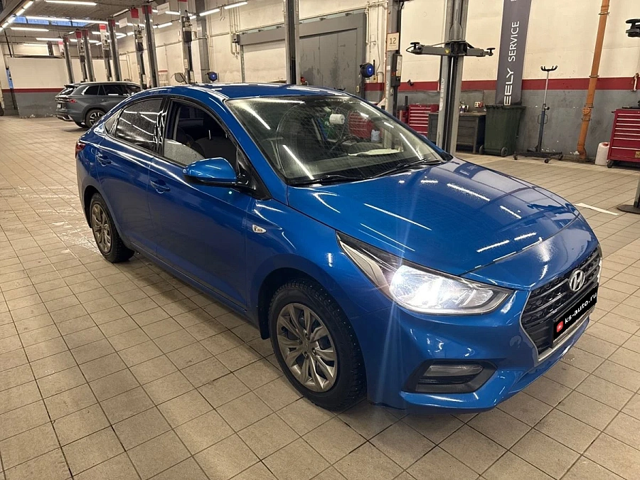 Hyundai Solaris, 2017г., передний привод, автомат