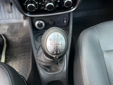 Renault Duster, 2013г., полный привод, механика