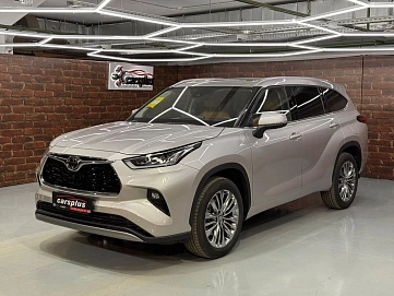 Toyota Highlander, 2025г, полный привод, автомат