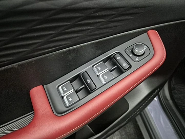 Geely Coolray, 2024г, передний привод, робот