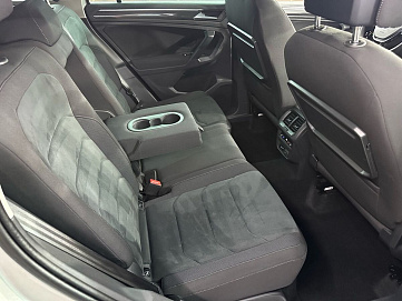 Volkswagen Tiguan, 2019г, полный привод, робот