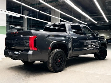 Toyota Tundra, 2025г, полный привод, автомат