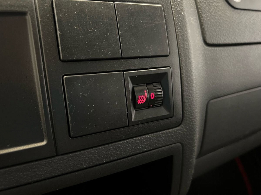 Volkswagen , 2008г., передний привод, механика