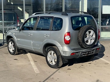 Chevrolet Niva, 2014г, полный привод, механика