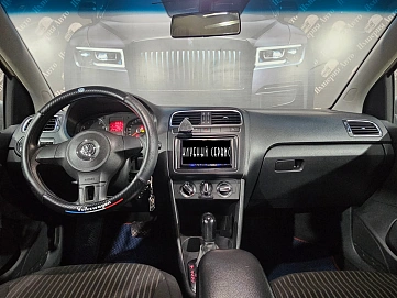 Volkswagen Polo, 2010г, передний привод, автомат