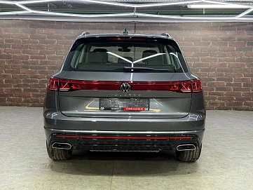 Volkswagen Touareg, 2025г, полный привод, автомат