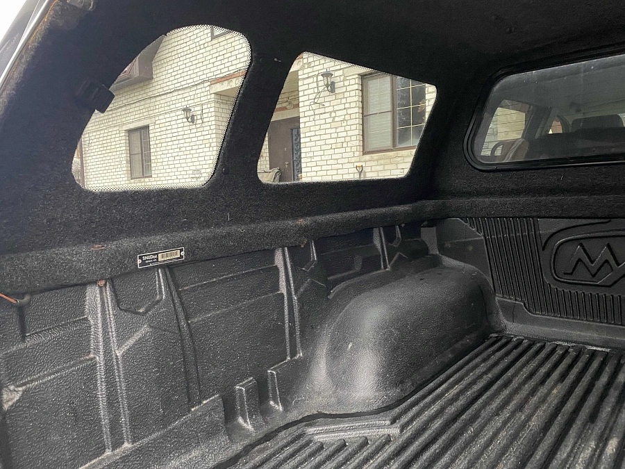 Toyota Hilux, 2013г., полный привод, автомат