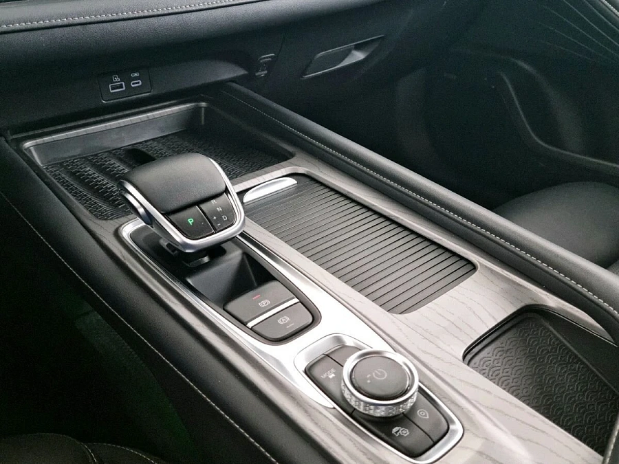 Chery Arrizo 8, 2023г., передний привод, робот