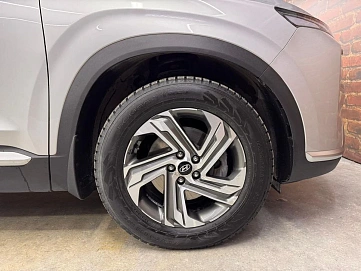 Hyundai Santa Fe, 2021г, полный привод, робот