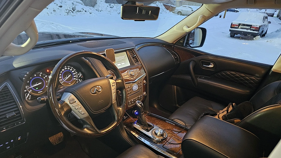 Infiniti QX80, 2019г., полный привод, автомат