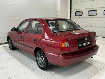 Hyundai Accent, 2004г, передний привод, механика