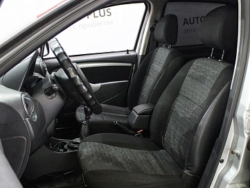 Renault Duster, 2013г, полный привод, механика