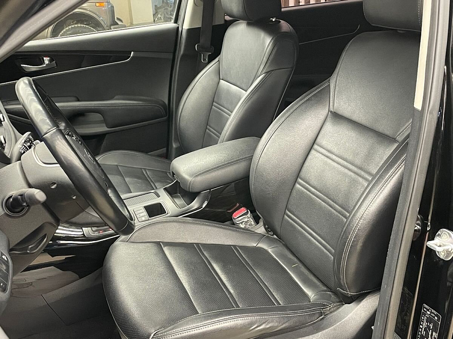 Kia , 2019г., полный привод, автомат