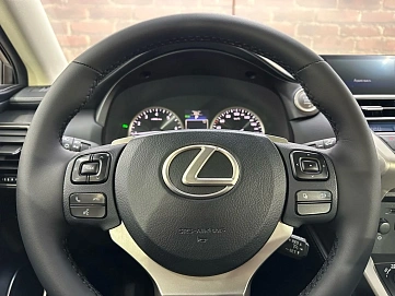 Lexus NX, 2015г, полный привод, вариатор