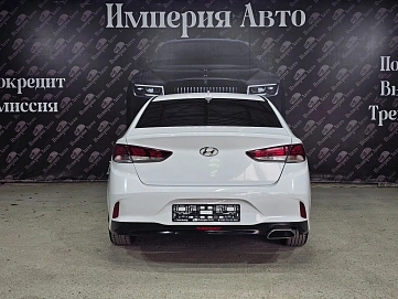 Hyundai Sonata, 2018г, передний привод, автомат